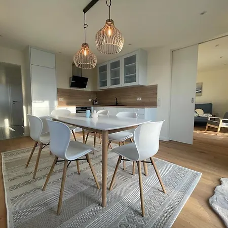 Ferienwohnung-an-t-osterdiek 度假居 *